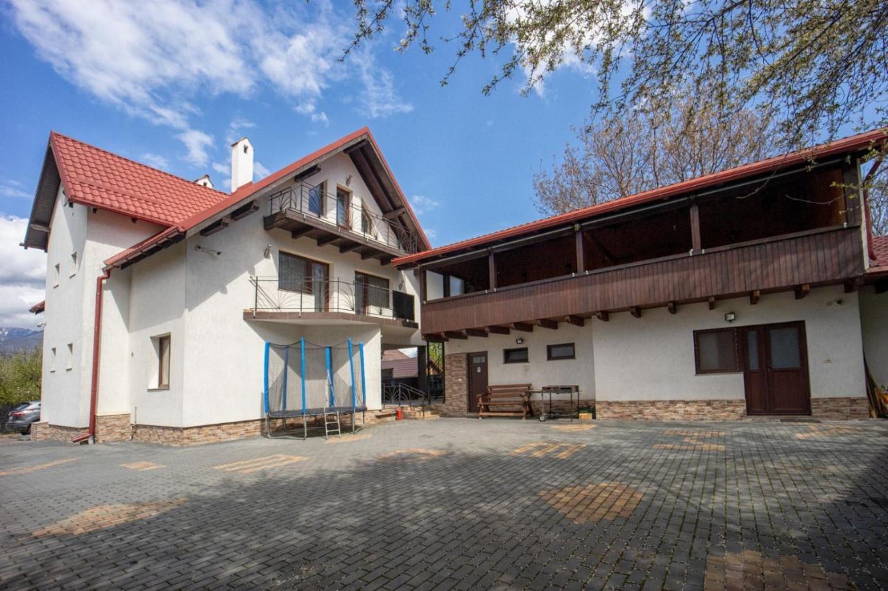 Hotel Amedeia Bran  Exteriér fotografie